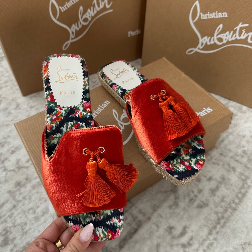 CB SANDALS